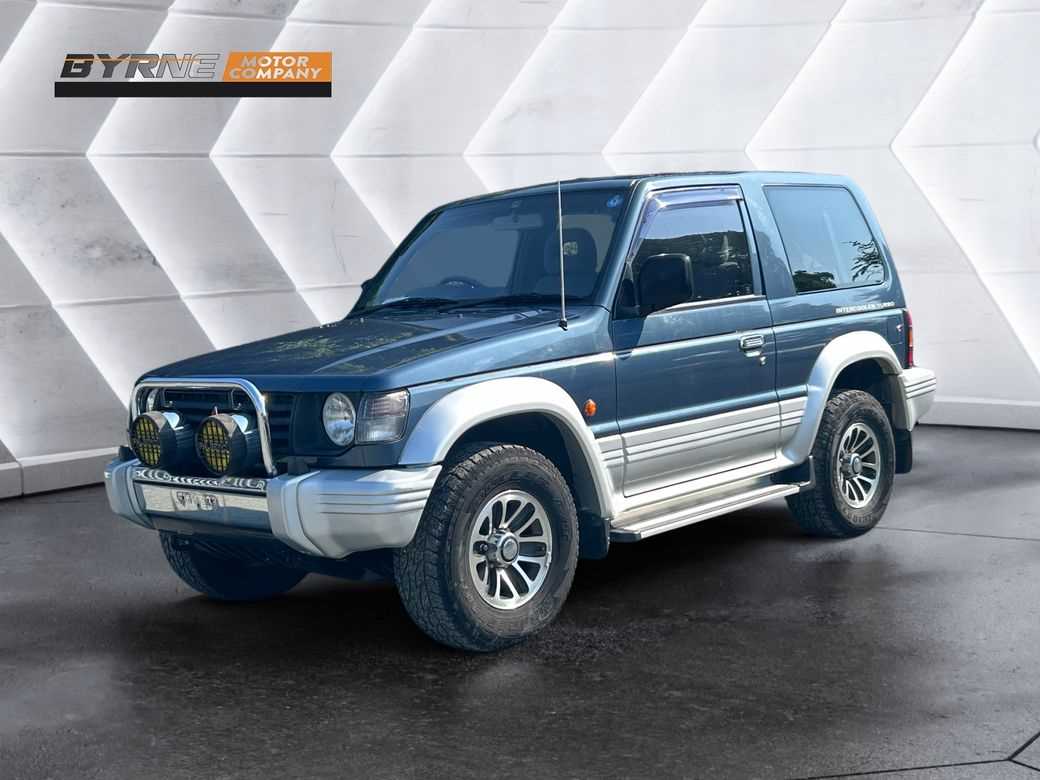 1993 mitsubishi pajero owners manual