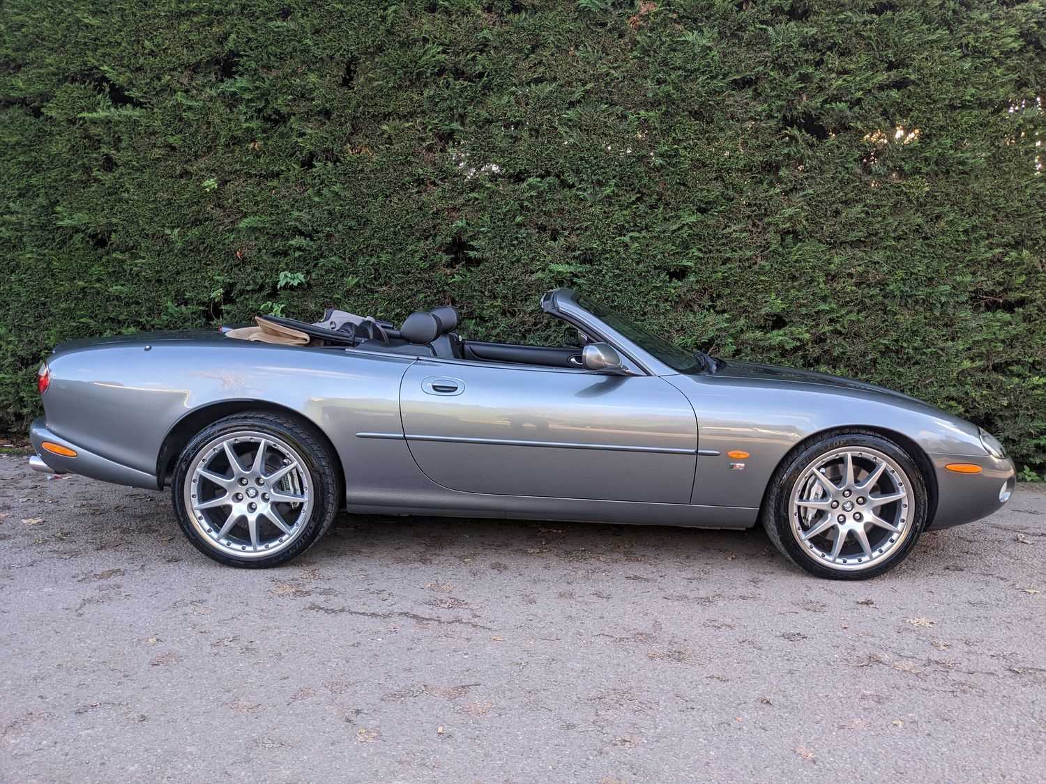 2001 jaguar xk8 owners manual