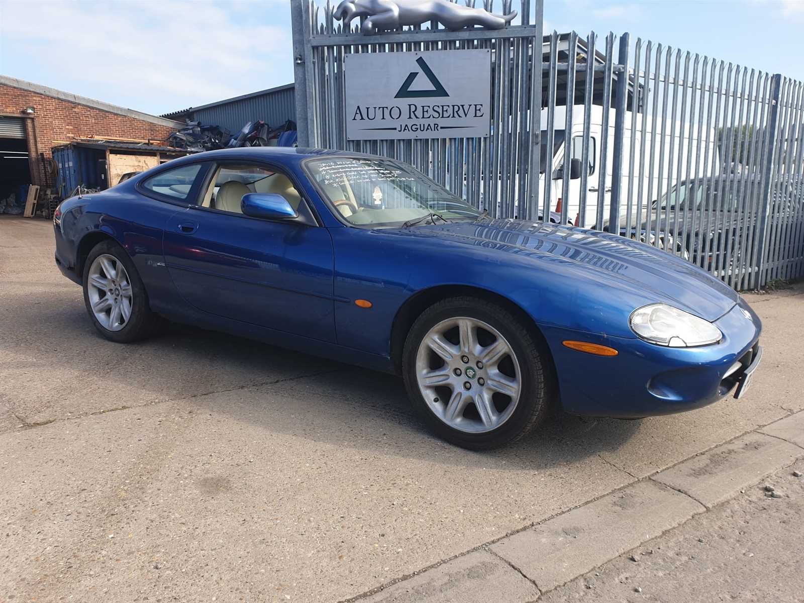 2001 jaguar xk8 owners manual