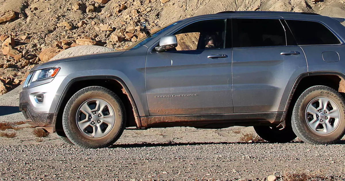 2006 jeep grand cherokee limited owners manual