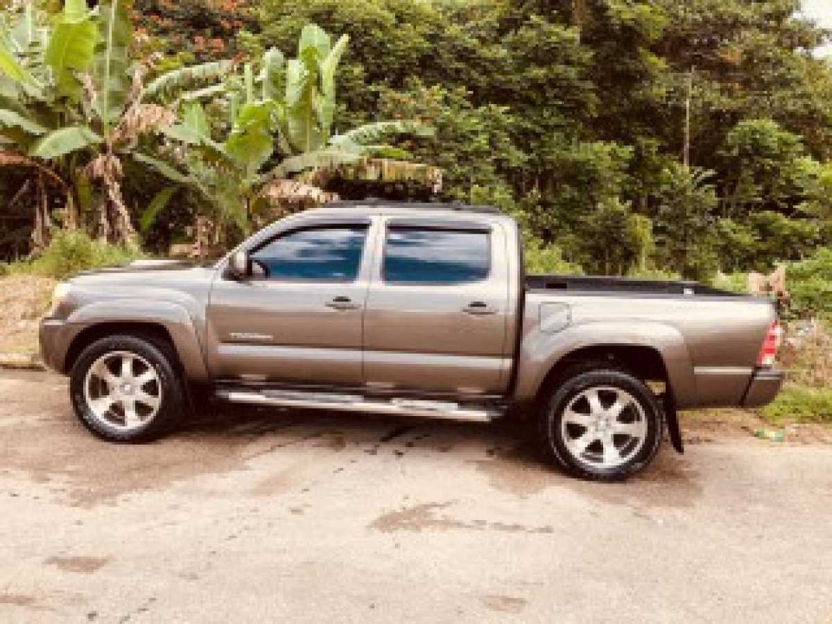 2010 tacoma owners manual