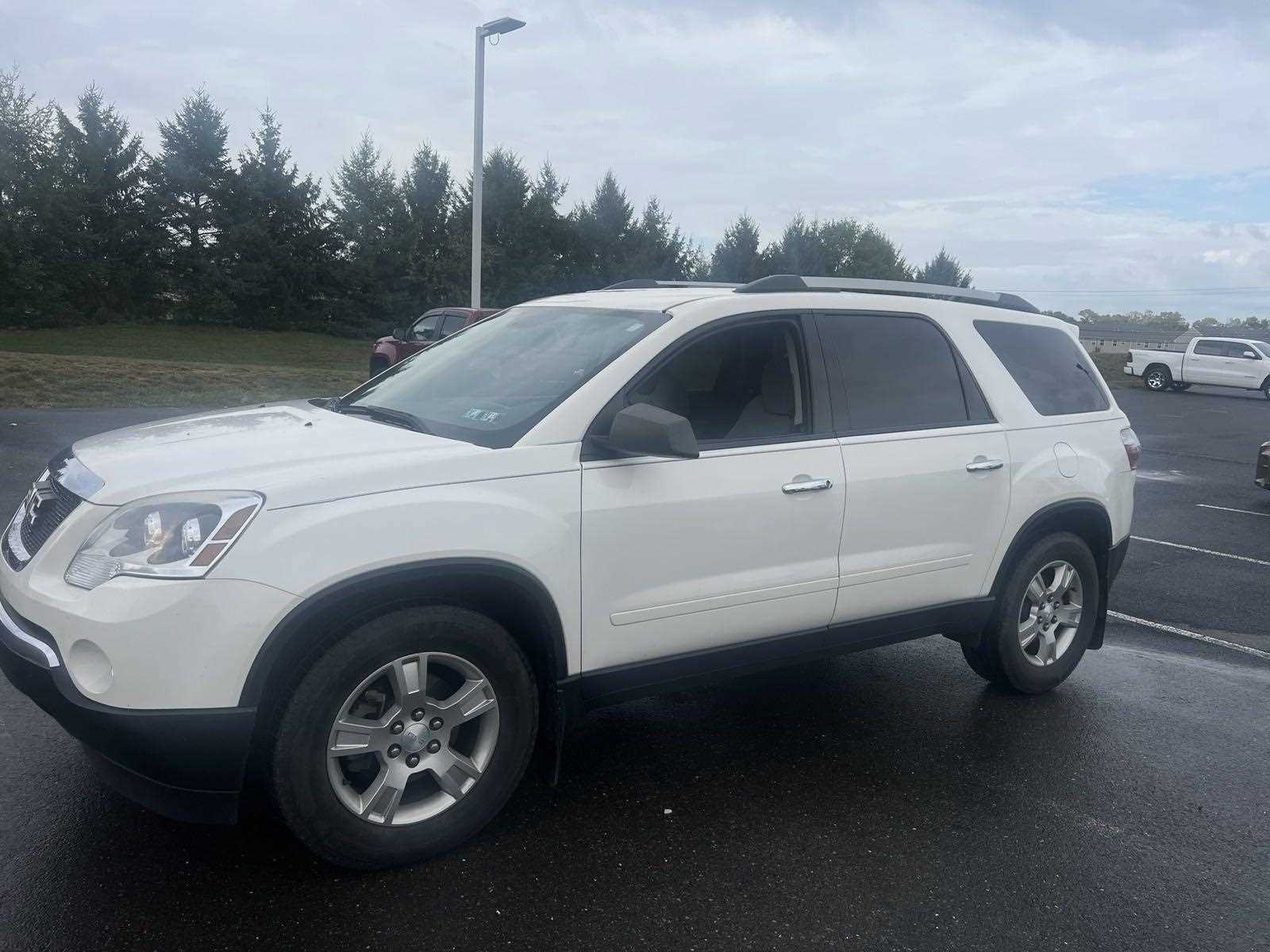 2011 gmc acadia owners manual