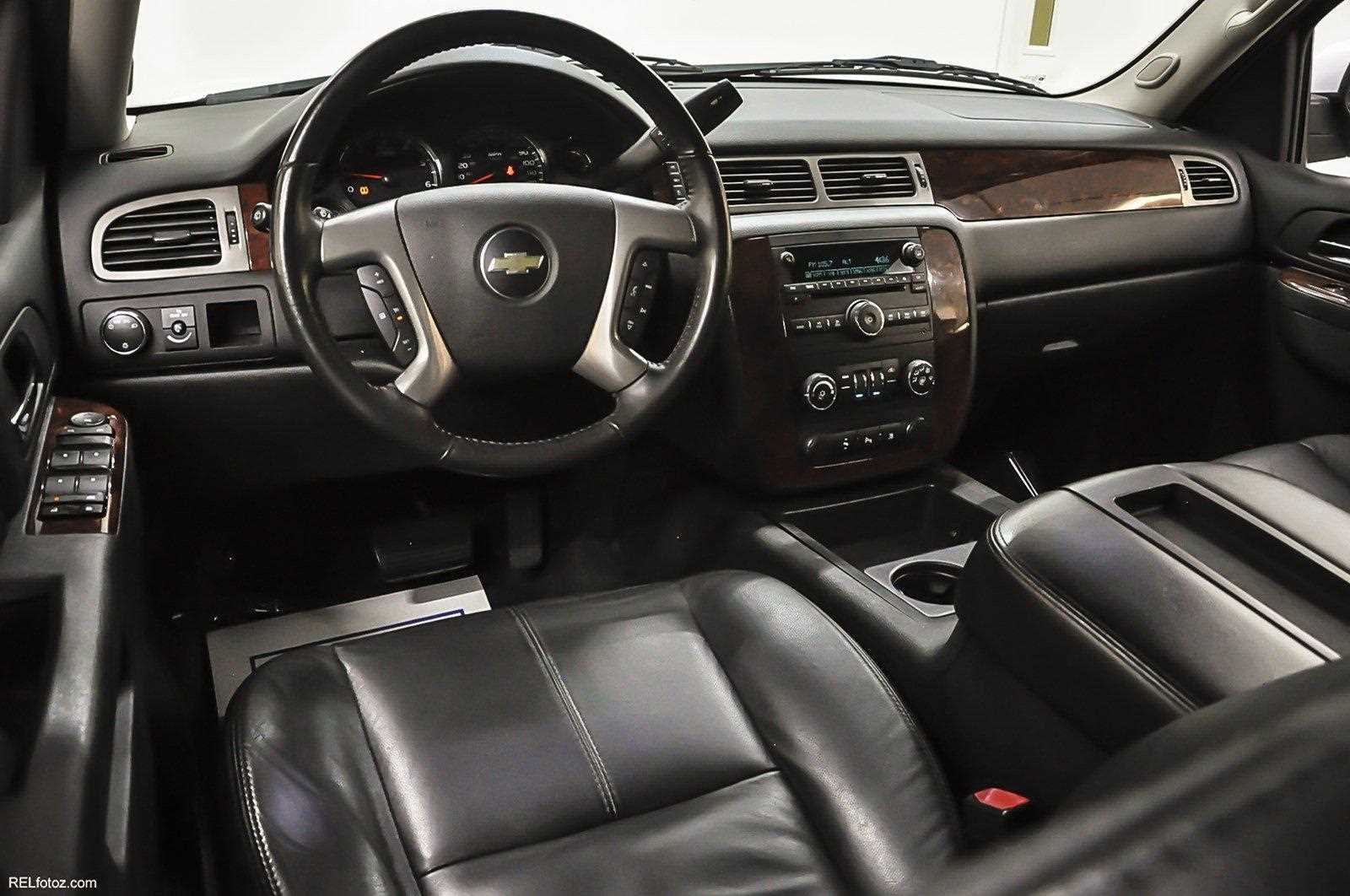 2011 chevy tahoe owners manual