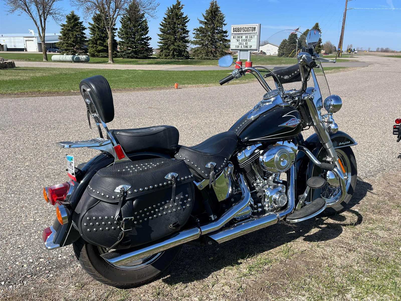 2011 heritage softail owners manual