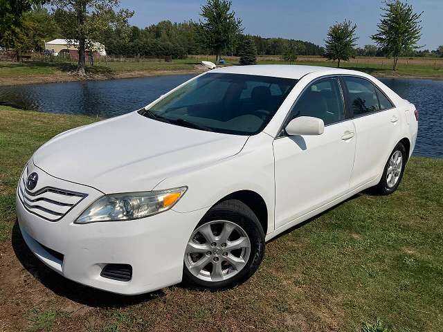 2011 toyota camry le owners manual