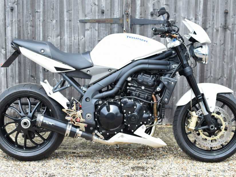2011 triumph speed triple owners manual