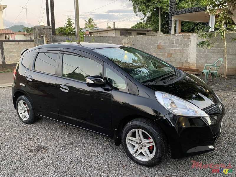 2012 honda fit owners manual
