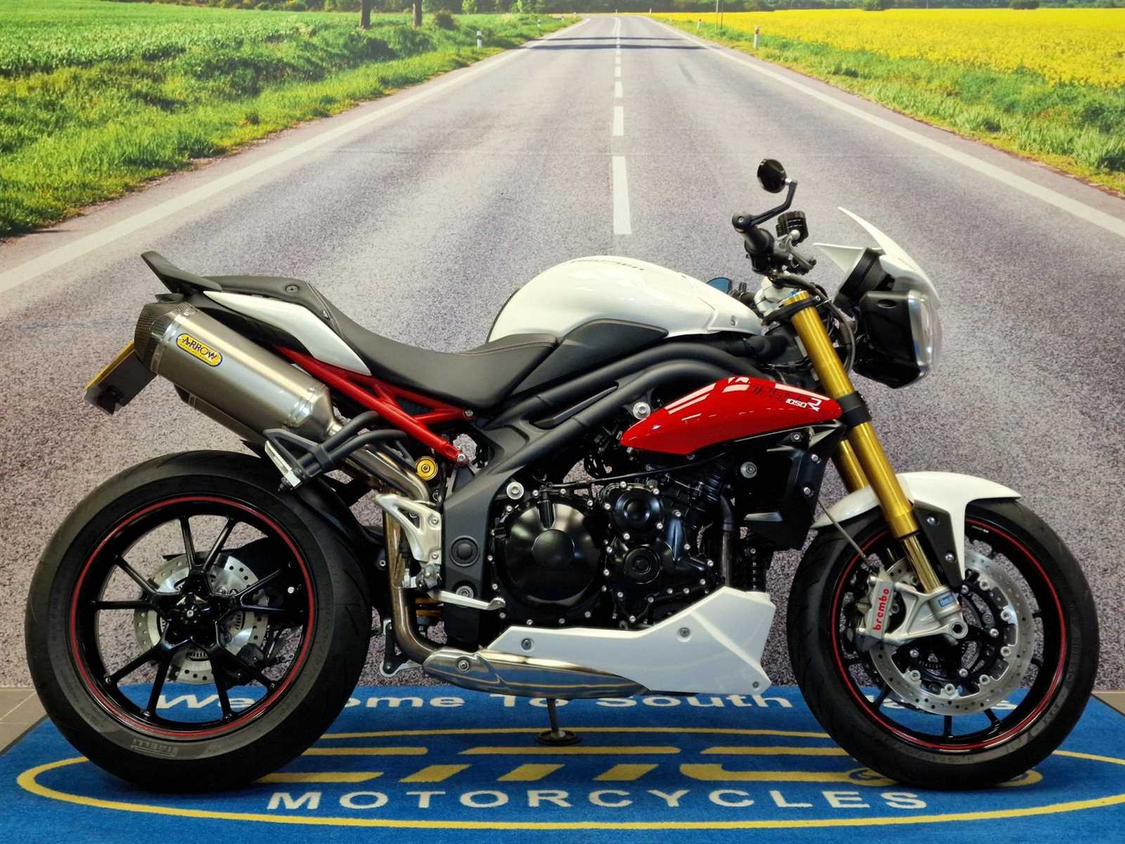 2013 triumph street triple owners manual