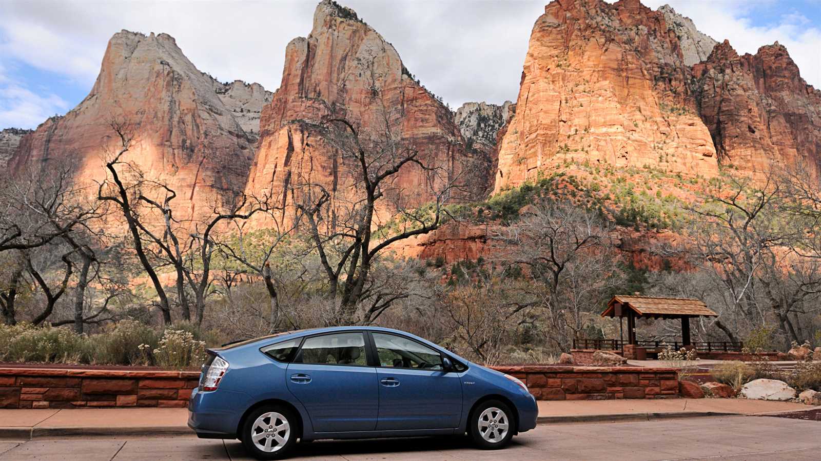 2023 prius owners manual