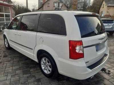 chrysler town country 2012 owners manual