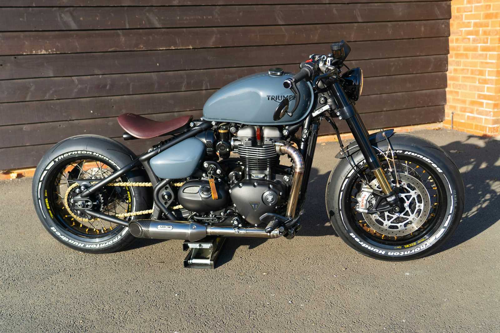triumph bobber owners manual