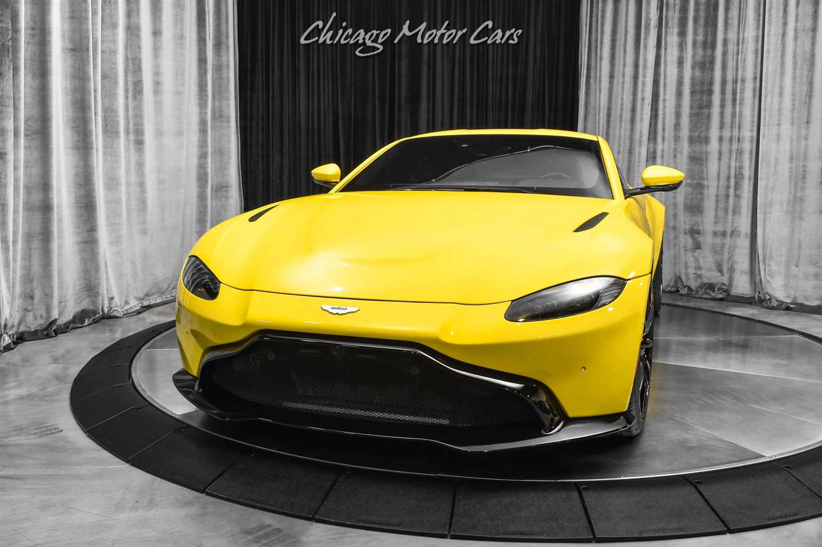 2020 aston martin vantage owners manual