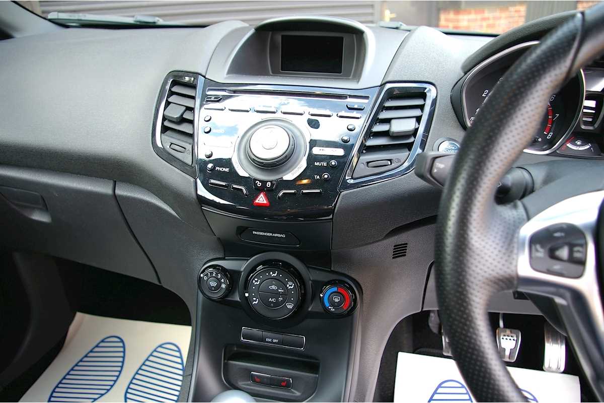 2014 ford fiesta owners manual