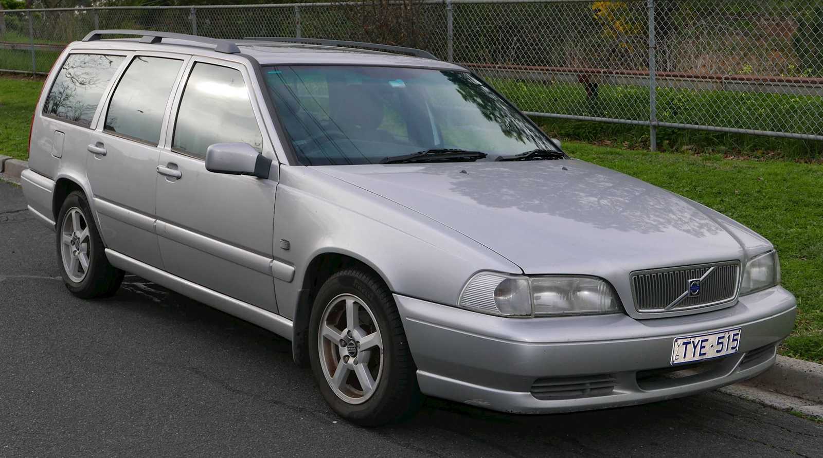 1998 volvo s70 owners manual