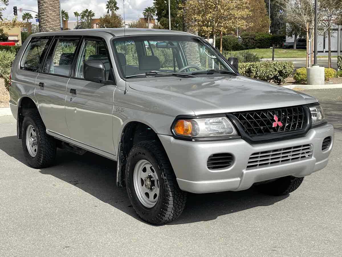 2000 mitsubishi montero sport owners manual