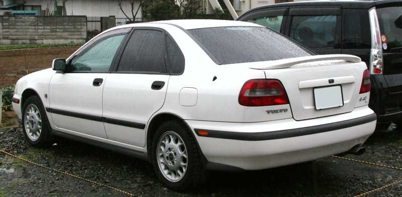 2000 volvo v40 owners manual