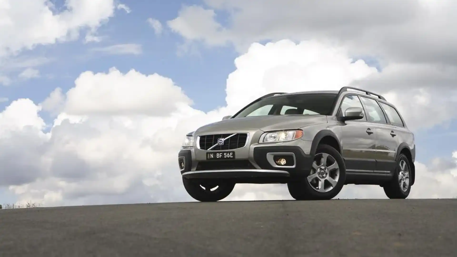 volvo xc70 2008 owners manual