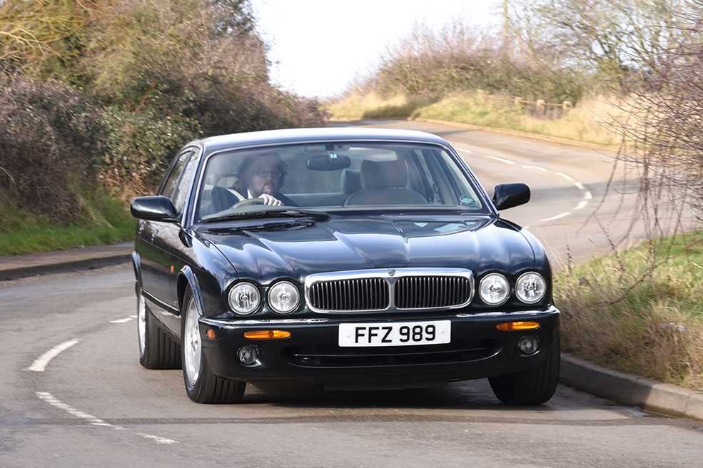 2000 jaguar xj8 owners manual