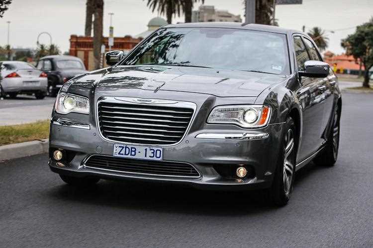 2012 chrysler 300s owners manual