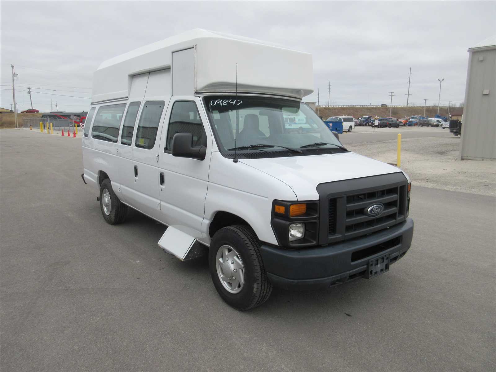 2014 ford e350 owners manual