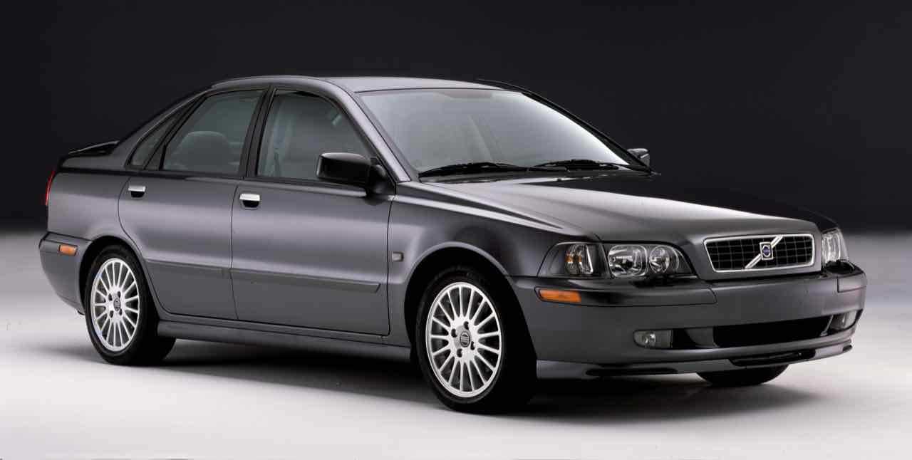 2000 volvo v40 owners manual