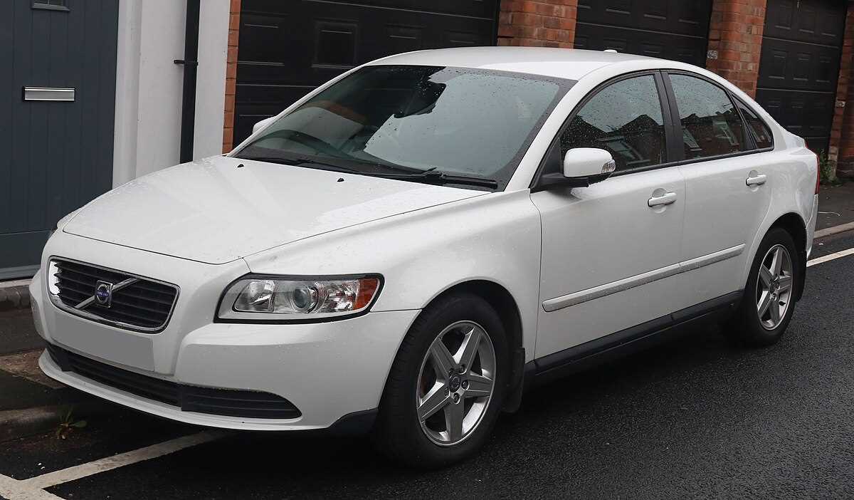 2006 volvo s40 owners manual
