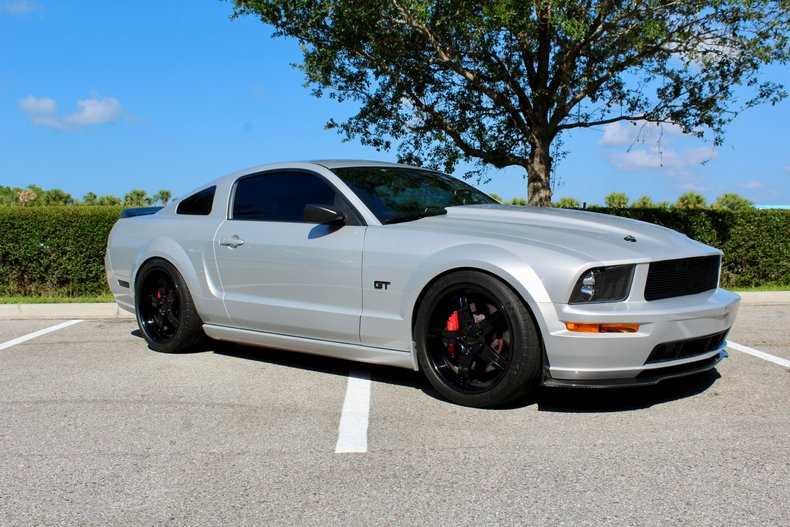 2006 ford mustang owners manual